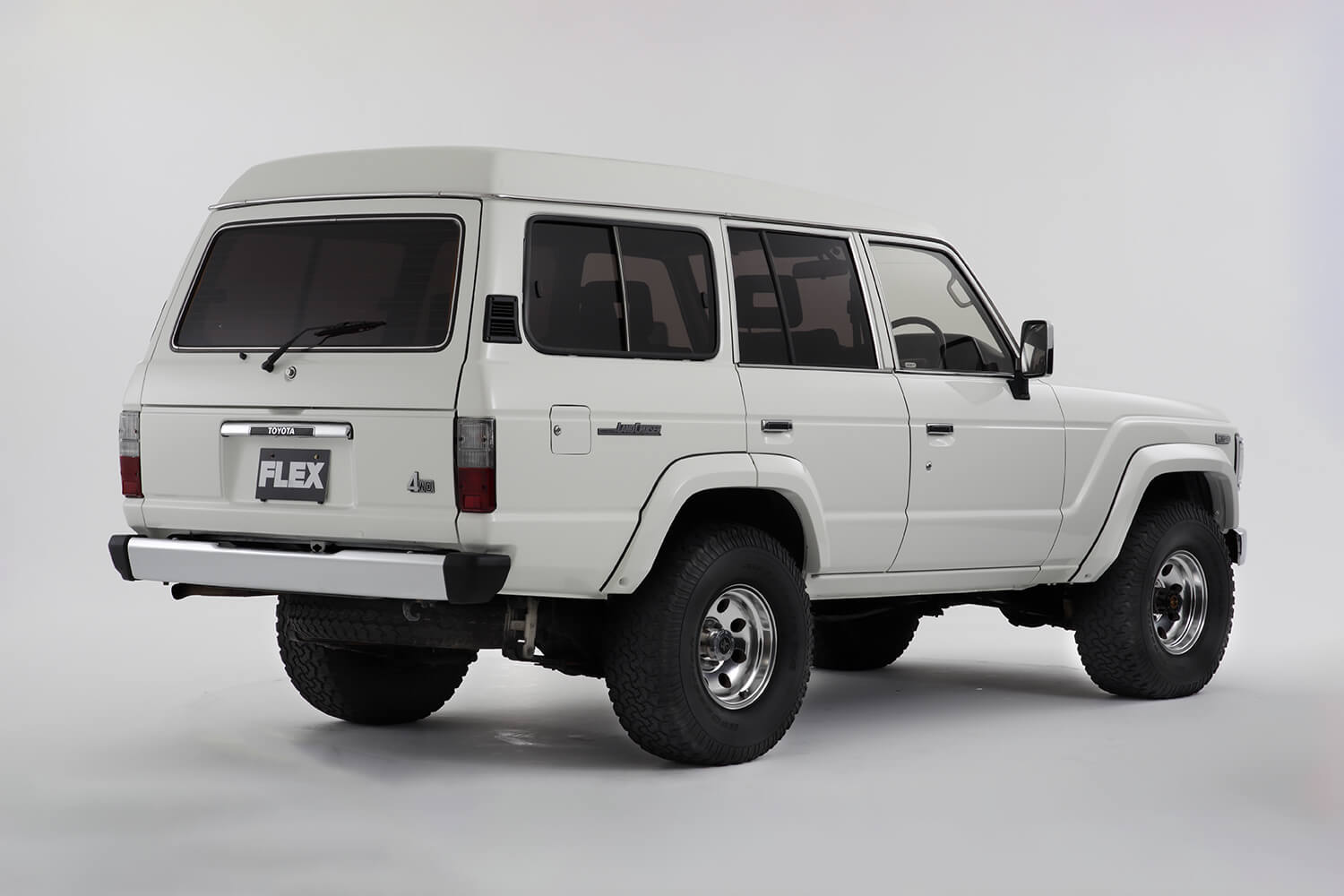 LAND CRUISER 60