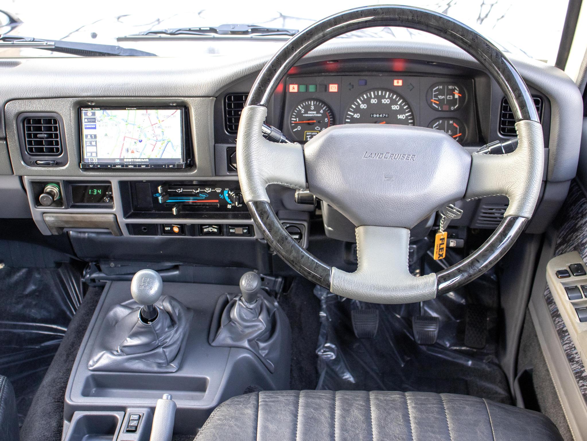 1995 TOYOTA PRADO SX 