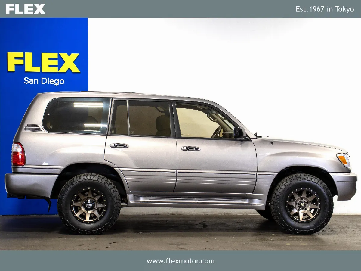 2001 Lexus LX 